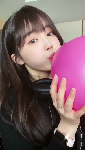 폐활량 향상을 위한 풍선 불기 놀이