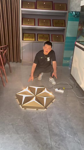 “From Design to Lighting – How Aluminum Panels Are Made ✨ Every Step Matters!”#AluminumPanel #ProductionProcess #MetalCladding #FacadeDesign #LightingEffects