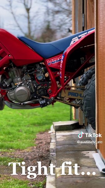 Vintage Three Wheeler Riding Adventures