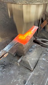 The manual knife forging process makes a great kitchen #themanualknife #forgingprocess #makesgreatkitchen | Machine Working