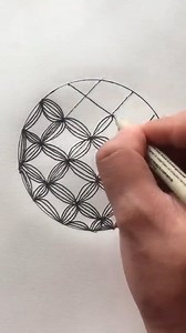 68K views · 758 reactions | Super easy pattern drawing✏️ #satisfying #drawing #Amazing #easy #art #viralchallenge #3d #viralvideochallenge #satisfyingvideos #followerseveryone #hilightseveryonefollowers #followersreelsfypシ゚viralシfypシ゚viralシalシ #viralreelschallenge #reelschallengereelschallenge | Artthrive | Facebook