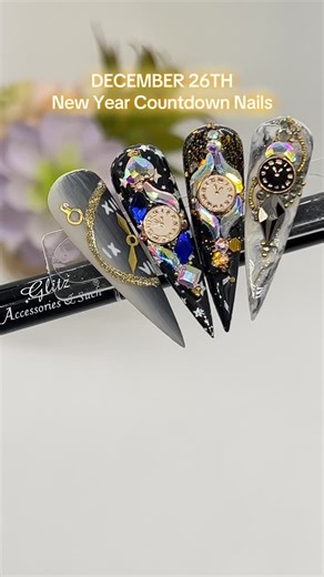 ✨ December 26th | New Year Countdown Nails ✨ Struggling with crystals popping off, messy foils, or bulky designs? This set was created to show how to achieve clean, secure, high-impact nail art—even if you’re a beginner or DIYer 💅✨ These glossy black & grey New Year nails feature long-lasting crystal placement, smooth foil transfer, and statement metal charms—perfect for nail techs who want durability and DIYers who want results without frustration. ✨ Products Used: ✅ Gel Polish: 9 Metal Grey, 