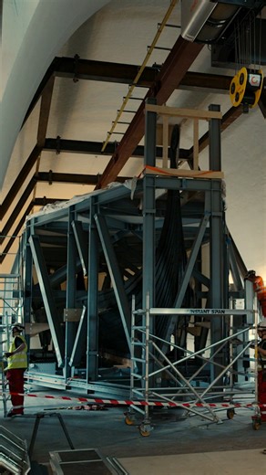 73K views · 996 reactions | It is great to see the Oseberg Viking Ship after more than 2,5 years covered up and protected from dust! When moved, the entire ship needs to be continually monitored, so it must be visible. . Godt å se Osebergskipet igjen etter mer enn 2,5 år under duken som har beskyttet mot byggestøv! Hele skipet må være godt synlig når vi skal flytte det, og overvåkes minutt for minutt. Vikingtidsmuseet & Red Ant | Vikingtidsmuseet | Facebook
