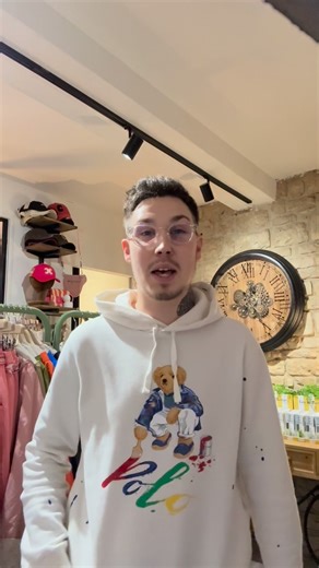 L’amour, c’est aussi une question d’équation parfaite 💕 Pour la Saint-Valentin, craque pour nos vêtements femme inspirés des mathématiques : des formules stylées, des cœurs bien calculés et du love à l’infini ♾️ Parce que la plus belle équation, c’est toi style 💘 | L’hémisphère