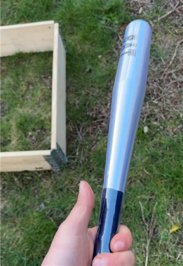 Batte de baseball en alliage d’aluminium #bat #batte #baseball #battedebasball #aluminum #alliage #alliagealuminium #sport #defence #selfdefence