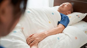 介護職による看取り介護とは？介護施設での看取りの流れと職員の役割とは