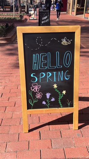 Spring has sprung downtown 🌷☀️ | spring