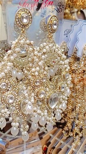 Lakshmi jewellery delhi on Instagram: "Latest beautiful jhumakas @earrings #collection #delhi 😍"