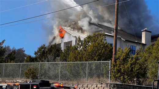 Apartment fire along FM 620 South in Bee Cave causes structure collapse