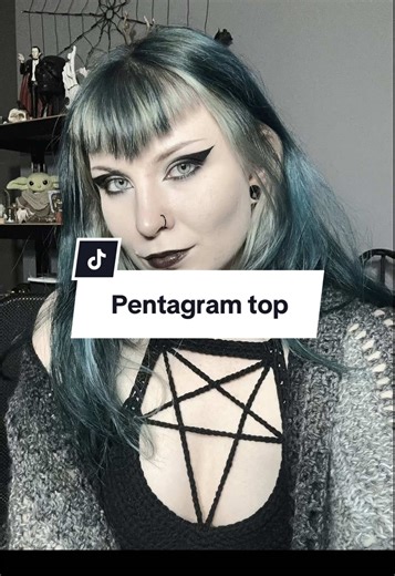 👏 MAKING 👏 YOUR 👏 OWN 👏 CLOTHES 👏 MAKE 👏 YOU 👏 HOT 👏 Patterns: - Pentagram Top by @szydelkoperz - Nocturne Cardigan by @szydelkoperz #gothcrochet #altcrochet #crochet