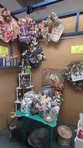 75%off vendor 1939 Thousand Oaks. Best deal in town . Entire booth for sale. | Homestead Handcrafts