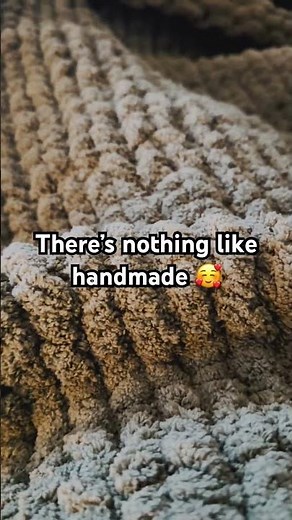 Handmade Knitted Blanket | Hand Knit | Finger Knit | Knitting | Blanket | Knitter| Crochet | Crafter