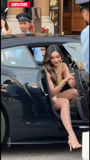 💎 Luxury in Monaco! Bentley & Glamorous Entrance 😍 #automobile #billionaire #model #luxury