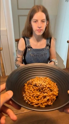 Chapagetti or Carbo Buldak ?