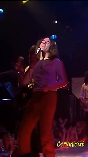 Love Is In The Air, John Paul Young, 1977 (with 70s Dancers) | George Cervini