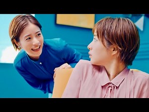 戸惑ってる石原さとみ&満面の笑みの石原さとみ、ツーショット！／OCN CM+メイキング＋インタビュー