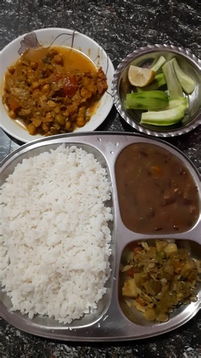 Today's Lunch👈🤤🤩😋#food #trendingshorts #trending #viral #viralshorts #shorts #shortsfeed #cooking