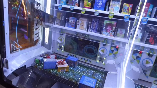 23K views · 200 reactions | (PARTIE 5) LA NOUVELLE MACHINE EN FÊTE FORAINE : MACHINE À SOUS 2.0 AVEC PLEIN DE CADEAUX 朗 Retrouve toutes mes vidéos en version longue sur YouTube (abonne-toi, c’est gratuit) : https://youtube.com/@robbieneji | Robbie Neji | Facebook