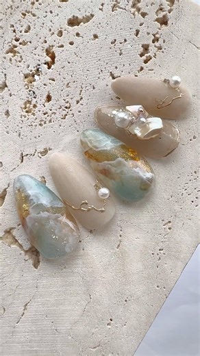 ダイソー🤍セリアでつくるちゅるん透ける天然石ネイル💅