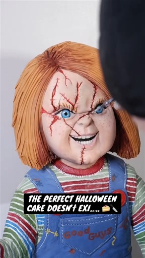 This cake is your friend till the end 🍰🔪 . . . #chucky #halloween #cake #cakes #horror | The BakeKing