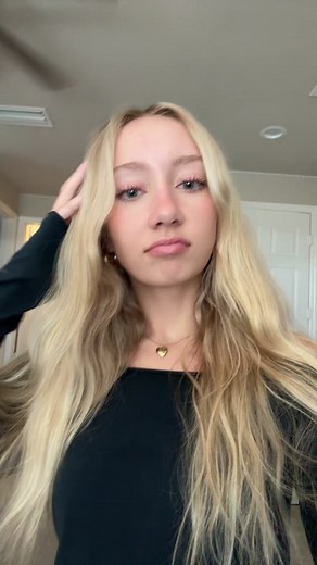 wow for once stephanie gets lowlights instead of highlights!