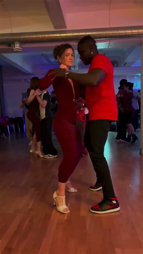 Urban Kizomba Dance - Get Inspired! #kizomba #urbankiz #shorts