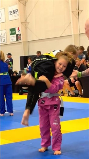 BJJ Highlights - The Lift #bjjhighlights #lovelylucy #ufc #shorts #girlpower #fitness