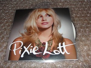 Pixie Lott - Turn It Up