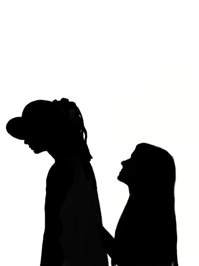 Tom Kaulitz: I Wanna Be Yours Lyrics and Meaning