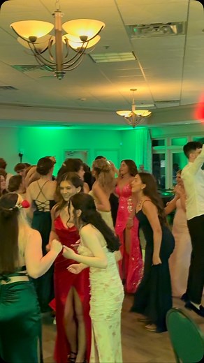 Another fun Prom weekend! Had a great time DJing for Seneca Falls 🎧 #dj #party #music #goodmusic #schooldance #prom | Kenneth Vreeland
