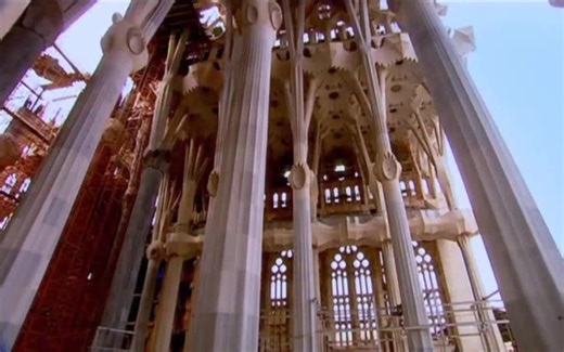 安东尼奥·高迪：上帝的建筑师（双语）