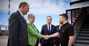 Зеленський прибув до Хорватії на саміт "Україна – Південно-Східна Європа" і зустрівся з Пленковичем. Фото і відео