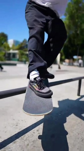 Tyson Peterson Signature Colorway of The Wayvee by Vans