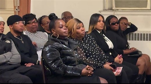 Suspects remain at large in Throggs Neck robbery attempt turned deadly