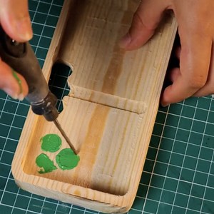 11M views · 12K reactions | Wooden phone case to improve your phone's lifespan! | 5-Minute Crafts Teens | Facebook