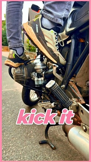 🏍️ Die Mutter aller Reiseenduros! So startet Albert seine BMW R80 G/S mit dem Kickstarter!