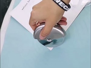 Pizza Cutter Wheel with Sharp Blade For Cutting Through Crusts, Bread, Pies,Sturdy Pastry Slicer with Comfortable Grip.