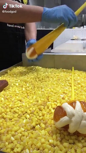 Hand Made Candy: Watch This Unique Candy-Making Process
