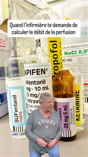 Matthias Menza on Instagram: "🔴En galère avec le calcul de dose ? 🔴 Soyez honnête qui a aussi galéré avec les calculs de dose 🙋‍♂️ ⚠️ À retenir ⚠️ Formule de base pour le débit en gouttes par minute : 🟠 Débit (gouttes/min) = Volume à perfuser ml x Nombre de goutte (gouttes/mL) / par le temps en minutes Exemple : 500 ml X 20 (gouttes/ml) / 60 min = 166,66 gtt/min Formules pour débit en mL/h, utilisées pour les pompes volumétriques : 🟡 Débit en (ml/h) = volume (ml) / temps (h) Exemple : 1000m