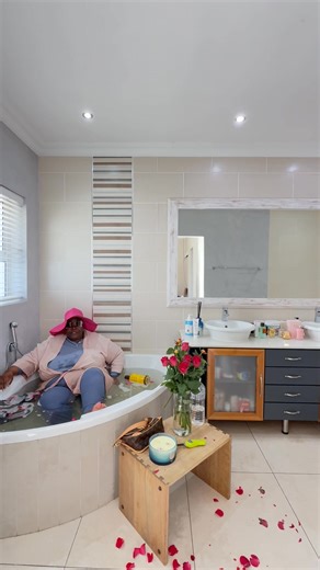 Molweni kwa Baas John | Chwayita Xwayi