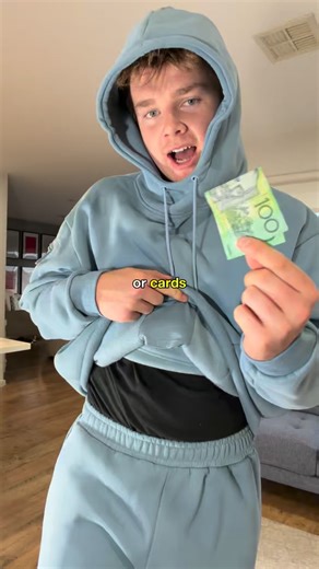 AVIONLUX | This hoodie FINALLY lets me sleep on the plane! ✈️ 🎧 Passport, headphone pockets 🥰 Premium materials for comfort + warmth 🔒 Hidden stash... | Instagram