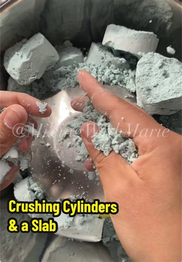 This is why I can’t have cylinders or slabs ready lol because i just wanna crush them all 😂 #mixingwithmarie #crushing #cylinder #slab #asmr #fyp