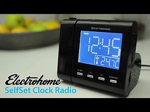 Magnasonic Projection Alarm Clock with AM/FM Radio, Battery Backup, Auto Time Set, Dual Alarm