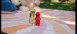PUSTEFIX Zauberbär Rot I 180 ml Seifenblasenwasser I Bubbles Made in Germany I Seifenblasen Spielzeug für Kindergeburtstag, Hochzeit, Sommerparty & als Gastgeschenk I Spaß für Kinder & Erwachsene