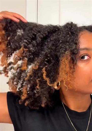 Curl La La Curl Custard: Define Your Holiday Curls