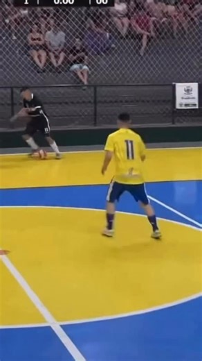 Onclick on Instagram: "Qual nome desse drible na sua cidade? 🥶"