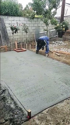 HOW TO PUT CEMENT ON YOUR NEW PATIO