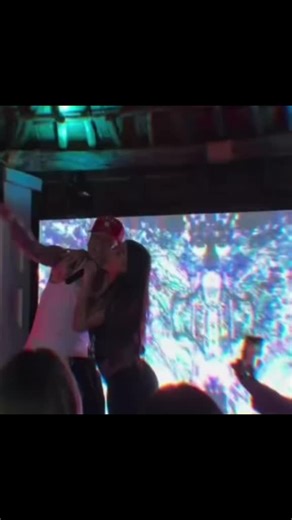 Video de feliperamirez (@clips_an25) relacionado con “blessed fred hammond”