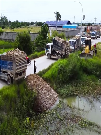 KOMATSU Soil Clearing Equipment in Action