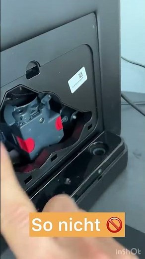 DeLonghi Brühgruppe richtig entnehmen | How to remove brewing unit #delonghi #cleaning #coffeelover